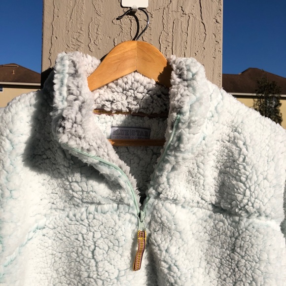 Blue Star Sherpa Pullover Sweater Fuzzy Sweatshirt - Picture 3 of 8